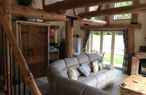 Sherwood Forest Cabin | Idyllic Retreat in Sherwood Forest with Hot Tub & Spa