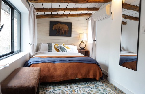 Mount Tremper Cabin | Idyllic Rustic Cabin with Pet-Friendly Amenities & Hot Tub