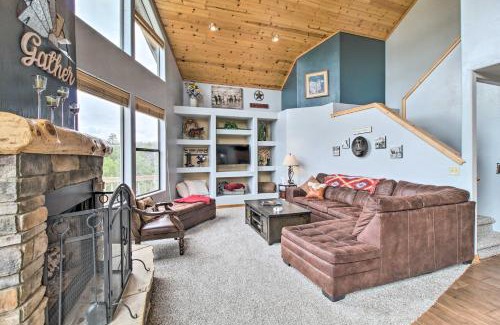 Linden House | Tranquil Show Low Retreat with Spa & Hiking Access
