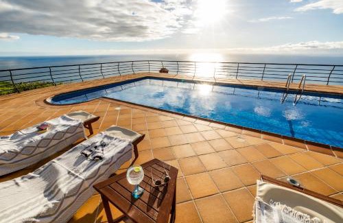 Paul do Mar Villa | Secluded Sunset Villa with 180° Ocean Views & Pool