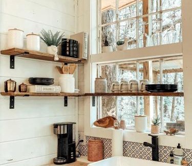 Crane Hill House | Secluded Treehouse Rental Ideal for Glamping in Alabama