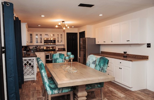 Gober Other | Experience Beautiful Sunsets at a Rustic Texas Ranch