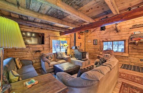 Vanderbilt House | Idyllic Vanderbilt Cabin, Pet-Friendly & 10/10 Rated!