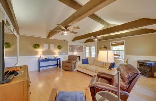 Vian House | Serene Vian Retreat Near Tenkiller Lake - Family Friendly
