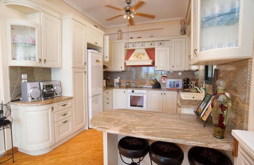 Aetos Villa | Idyllic Villa with Oceanfront Views and Spa Amenities