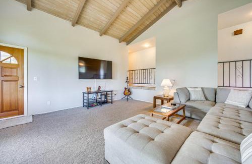 Kamuela House | Secluded Waimea Hideaway with Ocean Views and Lanai