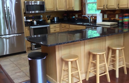 Norfork Cabin | White River Cabin - Ideal for Families with Kitchen Access