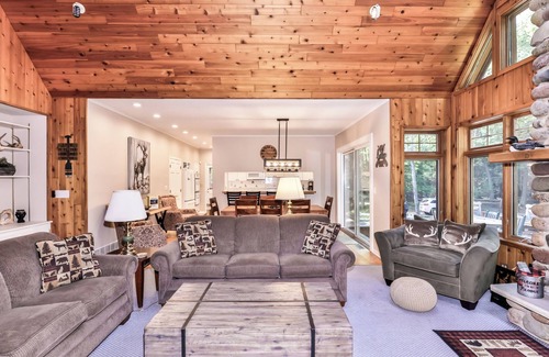St Germain House | Idyllic Year-Round Retreat on Little St. Germain Lake