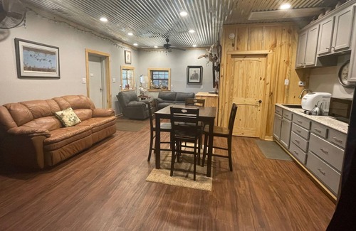 Nacogdoches Apartment | Seclusion, privacy only minutes from Town and awesome fishing lakes
