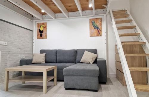 Adelfas Apartment | Stylish Loft Near Metro Pacífico with Child-Friendly Amenities