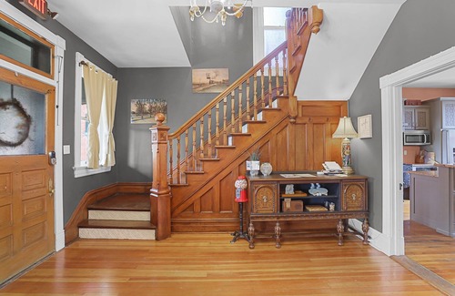Washington House | Elegant Second Floor Suite with Private Pool & Spa Access