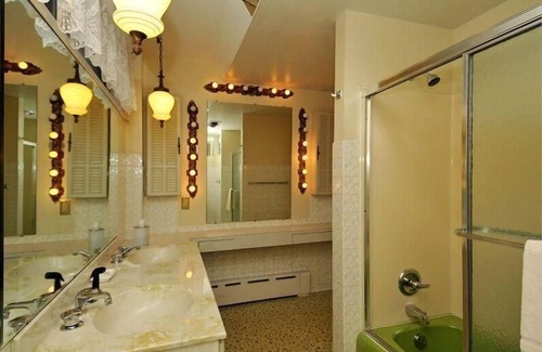 Clearfield Apartment | Exceptional Stay at Second Street Suite with Breakfast Included