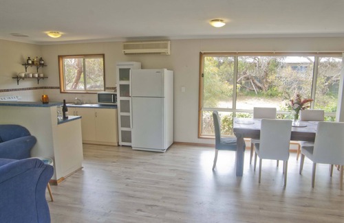 Second Valley House | Inviting Second Valley Holiday House Steps from the Beach