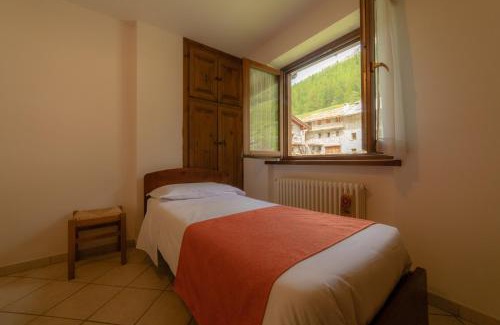 Valgrisenche Apartment | Discover Seconda Stella a Destra: Pet & Child Friendly Stay