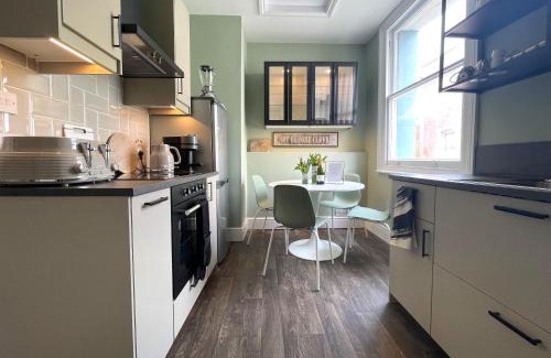Clifton Apartment | Discover a Hidden Gem in Clifton Village Boutique Hotel