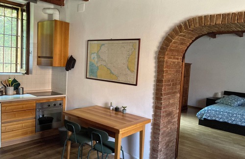 Porta Genova Apartment | Secret Garden on Water in the City Center.