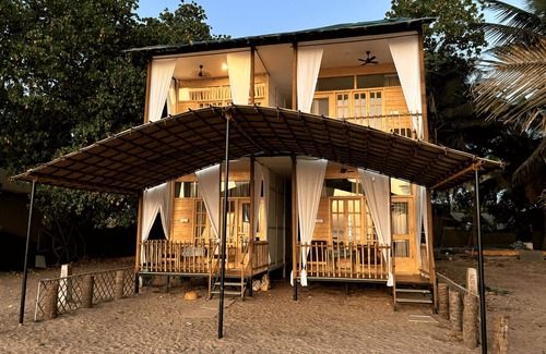 Agonda House | Secret Garden - Premium Hut #2