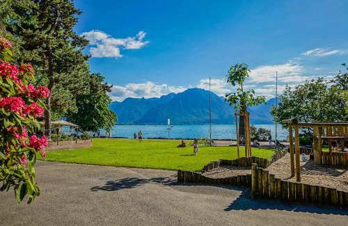 Montreux Apartment | Cozy Secret Garden Studio – Lakefront Retreat for Families