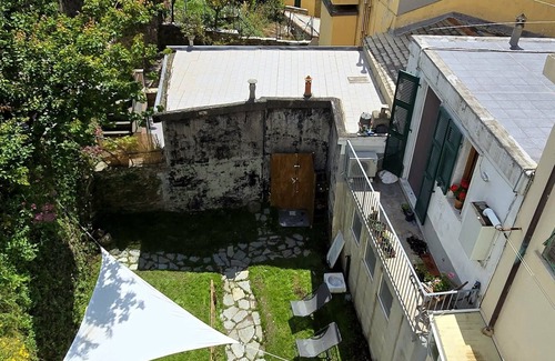 Riomaggiore Apartment | Secret Garden Suite- Bluchalet