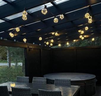 Pyhatunturi Ski Chalet | Exclusive Villa Vieda in Secret Lapland with Hot Tub