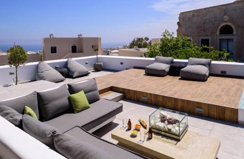 Fira Villa | Enchanting Secret Spot Villa with Oceanfront Pool & Spa