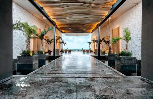 Villa Juarez Resort | Indulge at Secrets Moxché Playa del Carmen - 5-Star Retreat