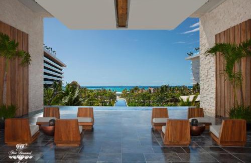 Villa Juarez Resort | Indulge at Secrets Moxché Playa del Carmen - 5-Star Retreat