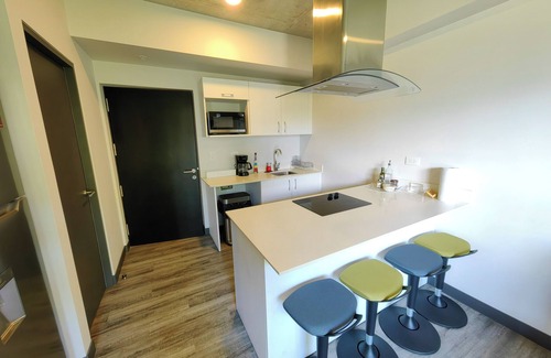 Mata Redonda Apartment | SECRT Sabana 1-bedroom apartment with AC WiFi