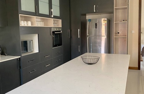 Gaborone House | Secure home next to airport junction mall, 11 minutes from the airport.