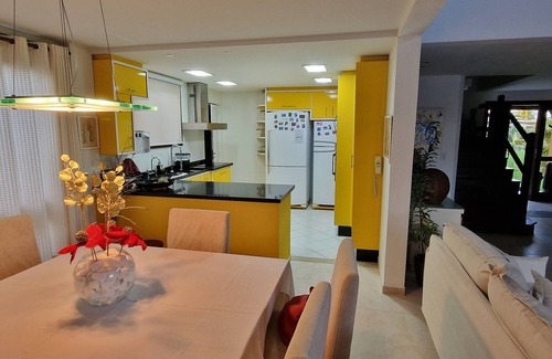 Mata de Sao Joao House | Elegant Villa with Ocean View, Pool and Spa Amenities