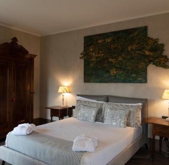 Neive Bed & Breakfast | Experience Serene Elegance at Sedendo e Mirando Resort