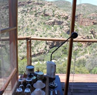 Baviaans Cabin | Exceptional Sederkloof Lodge: 4-Star Comfort and Amenities