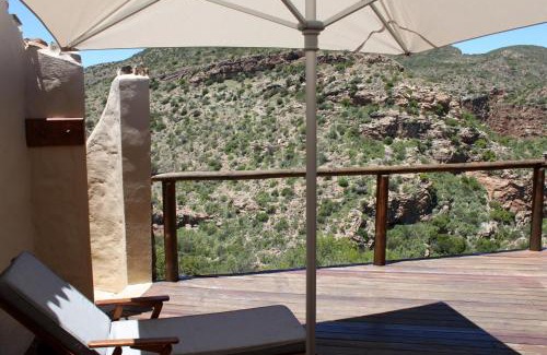 Baviaans Cabin | Exceptional Sederkloof Lodge: 4-Star Comfort and Amenities