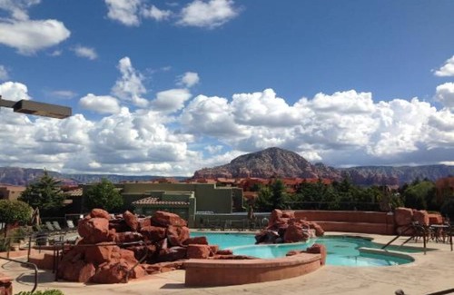West Sedona Resort | Relaxing Getaway at Sedona Summit with Pool & Breakfast