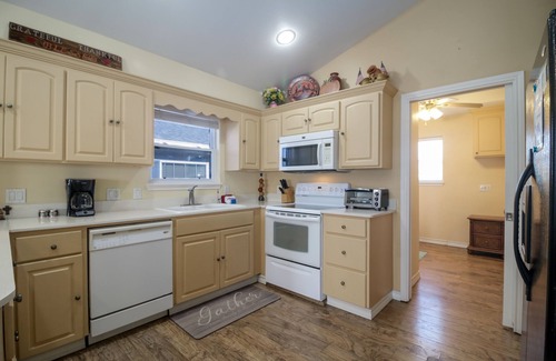 Port Isabel Cottage | Gorgeous Ocean View Property with Private Deck & Top Amenities