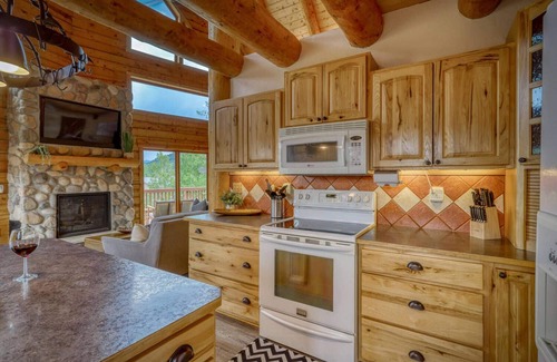 Pagosa Highlands House | Guest Rated: 9.8 - Pet Friendly Cabin with Mountain Views