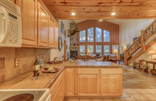 Pagosa Highlands House | Forest View House - Guest Rated 10/10 Pet Friendly Retreat