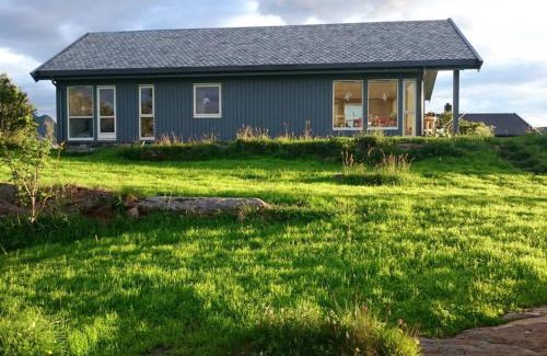 Bø House | Pet-Friendly Ro i Steigen: Oceanfront Bliss with 9.6 Rating