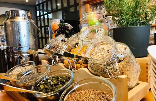 Steckborn Hotel | Discover See & Park Hotel Feldbach: Pet-Friendly Retreat