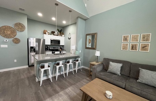 Corpus Christi Condo | Discover Spot's Sea Shack: A Perfect Winter Retreat!