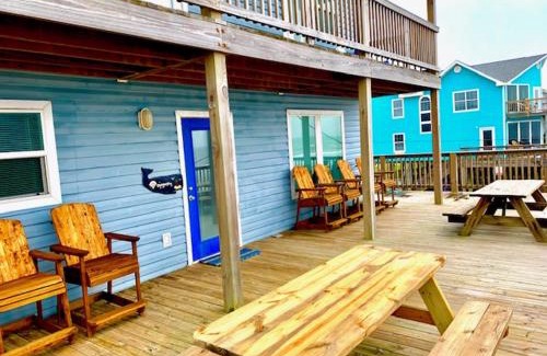 Surfside Beach House | Beachfront Getaway with Ocean Views and Pet-Friendly Options