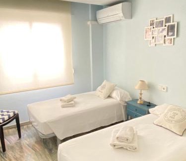 Benidorm Centro Apartment | Experience Oceanfront Bliss at Mirando al Mar & APLUS