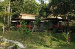 Haad Yao Resort | Discover See Through Resort Haad Yao with Oceanfront Views