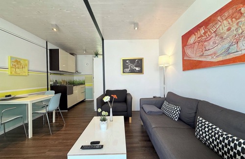 Stetten Apartment | See und Mehr Apartment 1 - Modern apartment with covered terrace by the lake