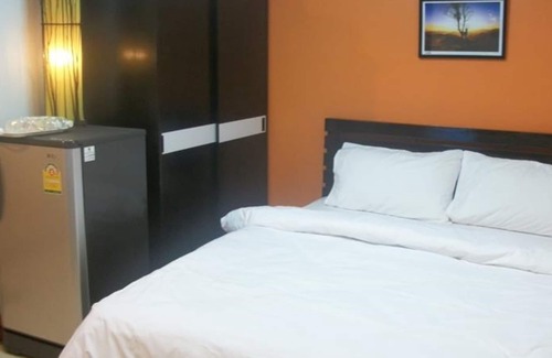 Chiang Rai Hotel | Scenic See View Place: Family-Friendly Retreat with Kitchen