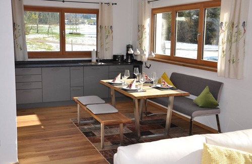 Scheffau am Wilden Kaiser Apartment | Seebach Chalets: Top-Rated Retreat with Spa & Lake Views