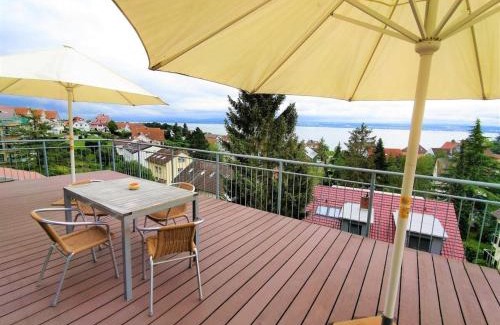 Meersburg House | Seeblick Comfortable holiday residence
