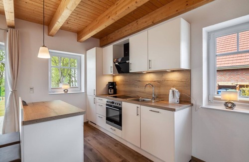 Warin House | Seeblick Warin: High-Quality Vacation Home by Lake Warin