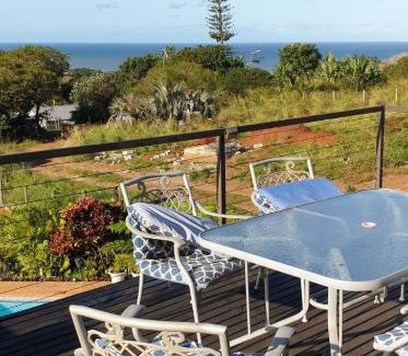 Palm Beach House | Experience Ocean Views at SeeBos Holiday Home