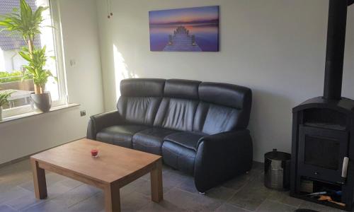 Delecke Apartment | SEEDOMIZIL: Modern Apartment with Terrace & Top Reviews